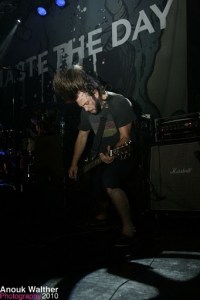 ANOUK WALTHER PHOTOGRAPHY - HOLDING ONTO HOPE - 010